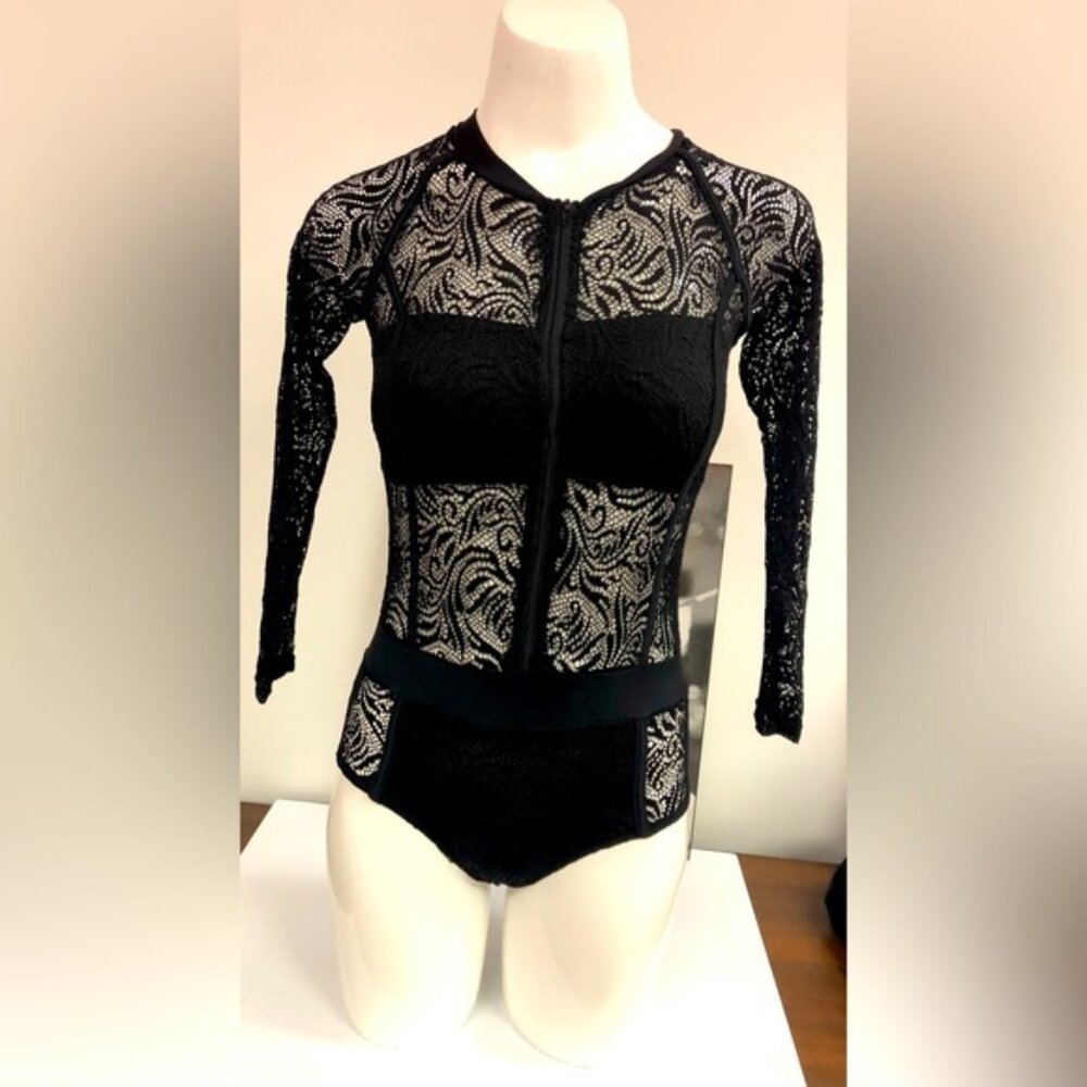 PRODONNA PARI LA BELLE BLACK LACE BODY SUIT IN LONG SLEEVE